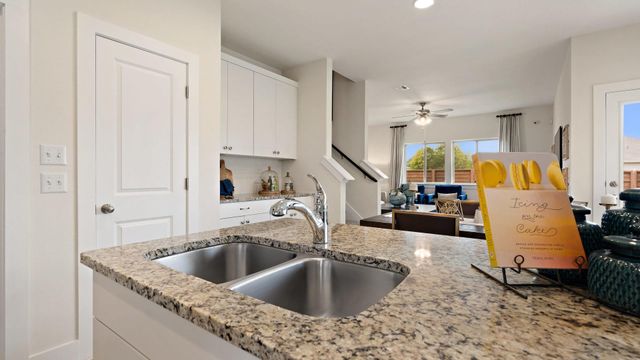 701 White Steppe WAY, Georgetown, TX 78626