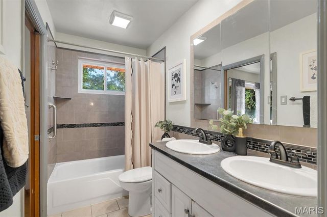 4432 Mattis Road, Mehlville, MO 63128