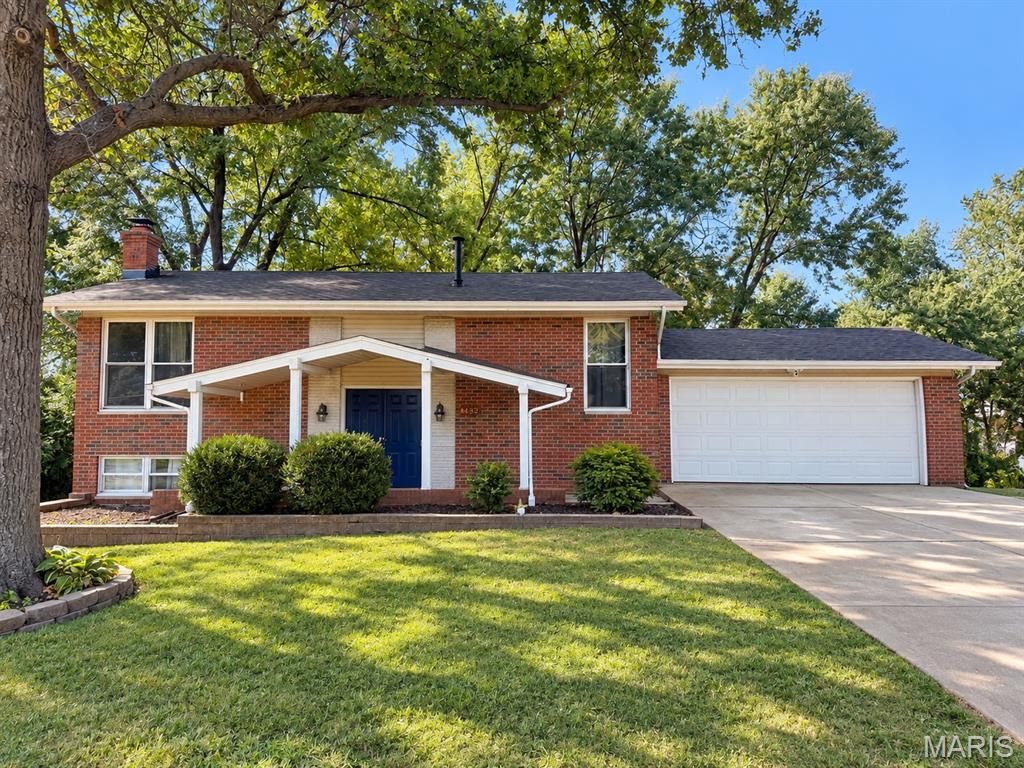 4432 Mattis Road, Mehlville, MO 63128
