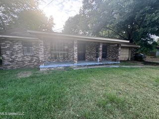 3815 Douglas Avenue, Jackson, MS 39213