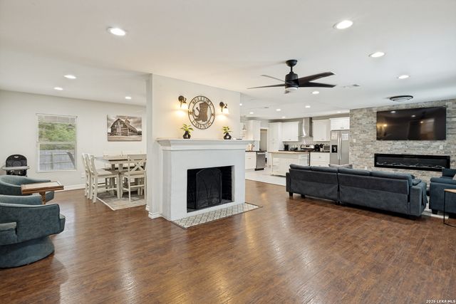 260 WYANOKE DR, San Antonio, TX 78209