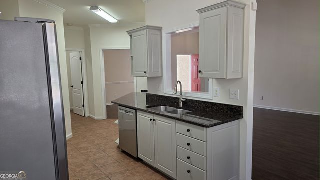 21 Wellington Manor Drive, Sharpsburg, GA 30277