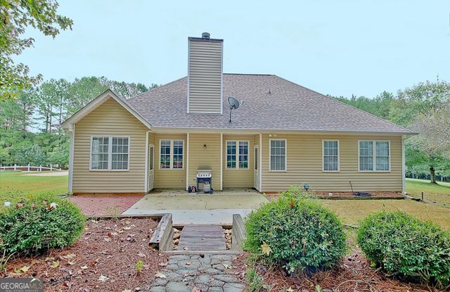 21 Wellington Manor Drive, Sharpsburg, GA 30277