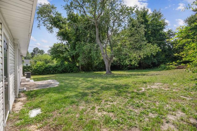 6605 Abbey Lane, Fayetteville, NC 28311