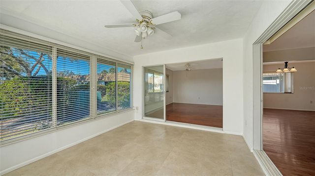 2603 RIVERBLUFF PARKWAY V141, Sarasota, FL 34231