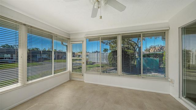 2603 RIVERBLUFF PARKWAY V141, Sarasota, FL 34231