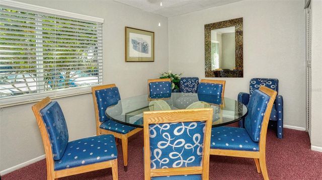 2603 RIVERBLUFF PARKWAY V141, Sarasota, FL 34231