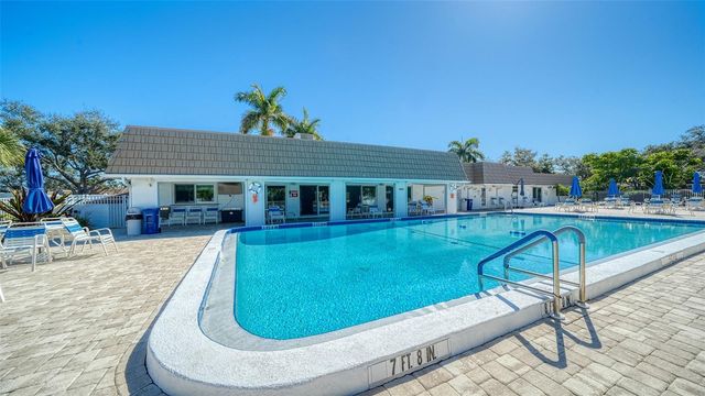 2603 RIVERBLUFF PARKWAY V141, Sarasota, FL 34231