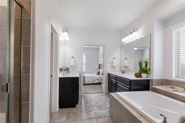 269 Flower Ridge Drive, Fort Worth, TX 76108