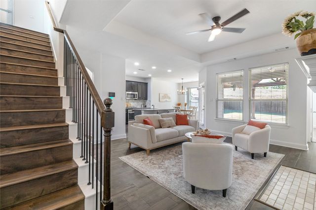 269 Flower Ridge Drive, Fort Worth, TX 76108