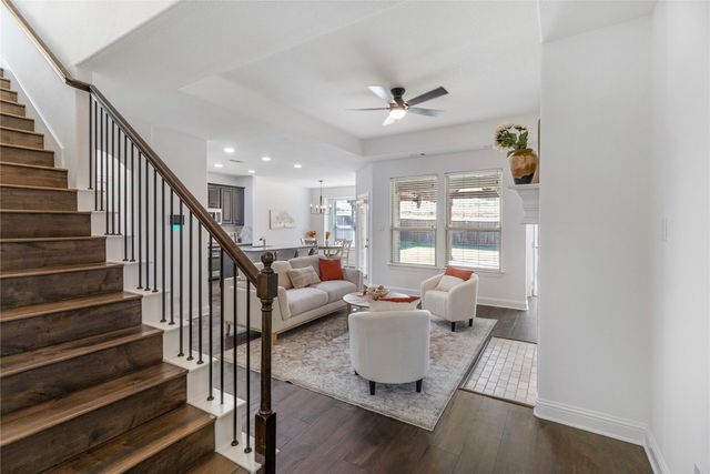 269 Flower Ridge Drive, Fort Worth, TX 76108