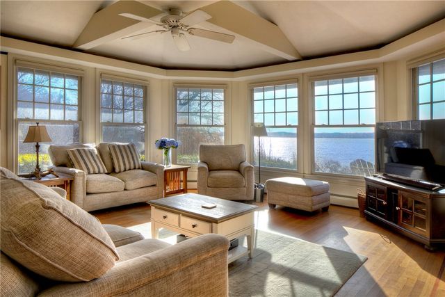 6 June Way, Little Compton, RI 02837