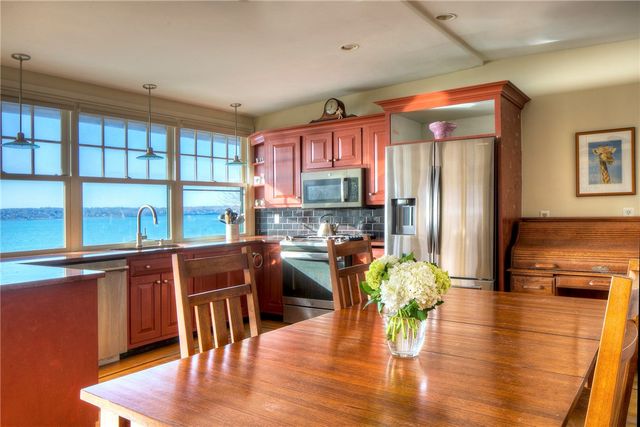 6 June Way, Little Compton, RI 02837