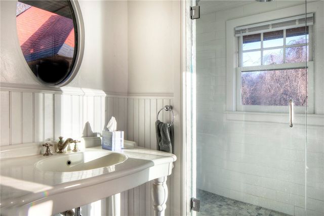 6 June Way, Little Compton, RI 02837