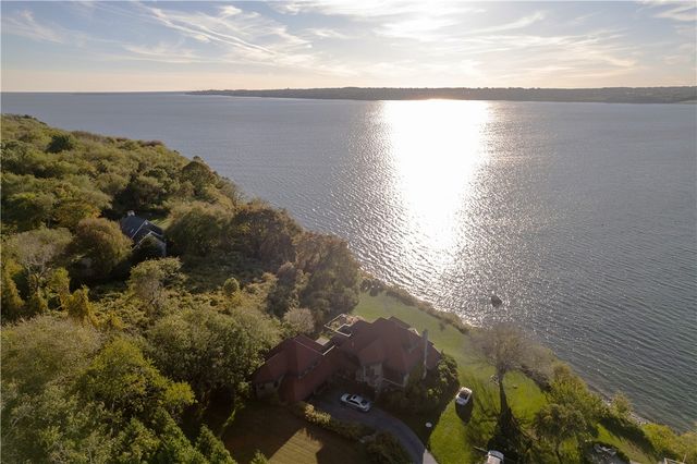 6 June Way, Little Compton, RI 02837