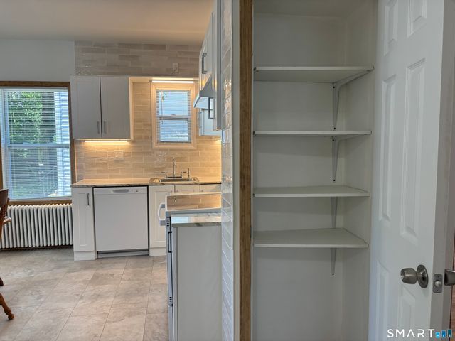 28 Eld Street, New Haven, CT 06511