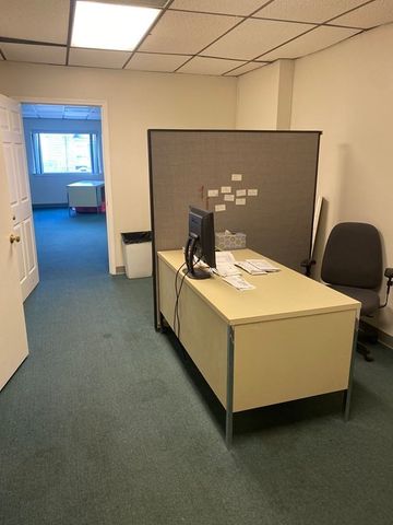 2285 Massachusetts Ave 203, Cambridge, MA 02140