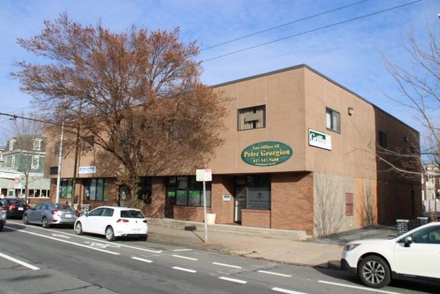 2285 Massachusetts Ave 203, Cambridge, MA 02140