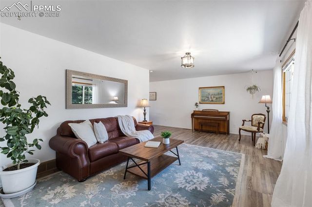 1413 Auburn Drive, Colorado Springs, CO 80909