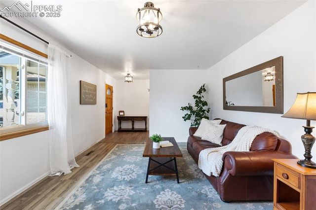 1413 Auburn Drive, Colorado Springs, CO 80909