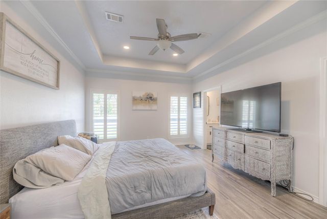 276 Resort Drive, Livingston, TX 77351