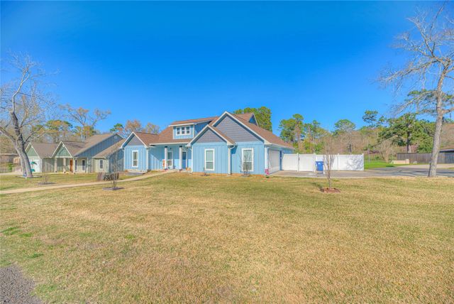 276 Resort Drive, Livingston, TX 77351
