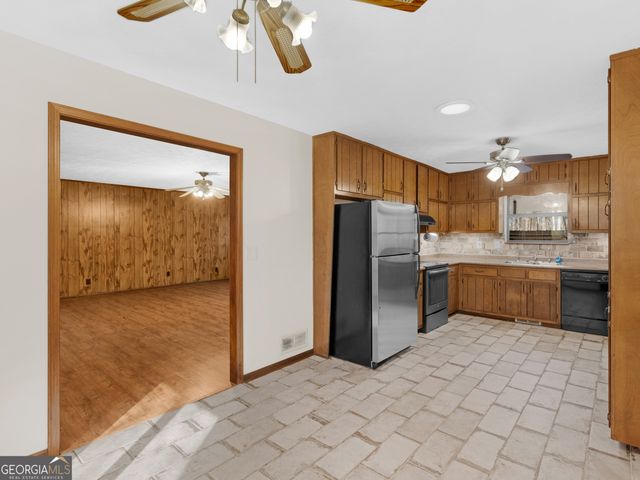 55 Hearthstone Drive, Stockbridge, GA 30281