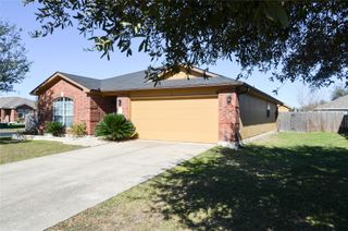 107 Adamae LN, Hutto, TX 78634