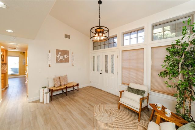 2127 Pawnee Drive, Kingman, AZ 86401