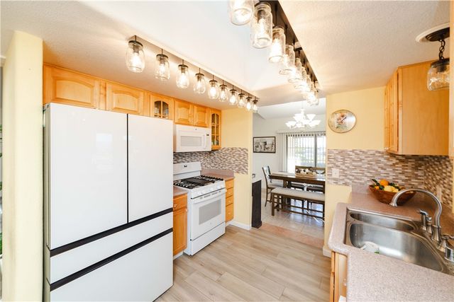 2127 Pawnee Drive, Kingman, AZ 86401