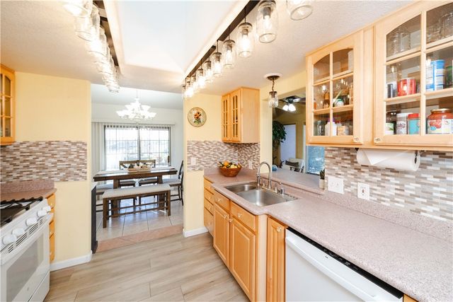 2127 Pawnee Drive, Kingman, AZ 86401