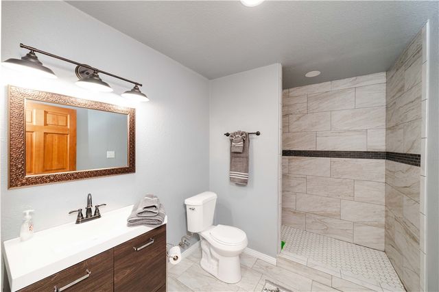 2127 Pawnee Drive, Kingman, AZ 86401