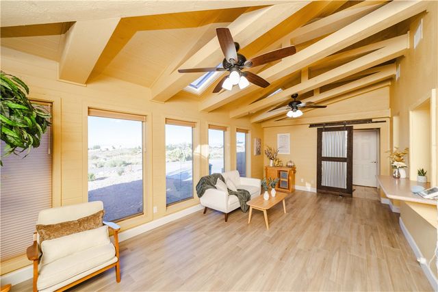 2127 Pawnee Drive, Kingman, AZ 86401