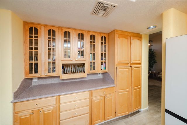 2127 Pawnee Drive, Kingman, AZ 86401