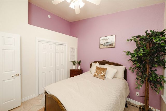 2127 Pawnee Drive, Kingman, AZ 86401