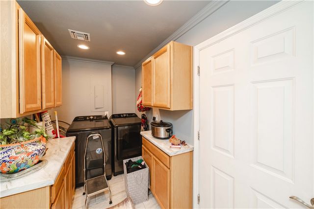 2127 Pawnee Drive, Kingman, AZ 86401