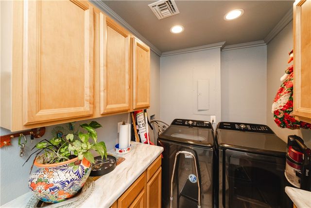 2127 Pawnee Drive, Kingman, AZ 86401