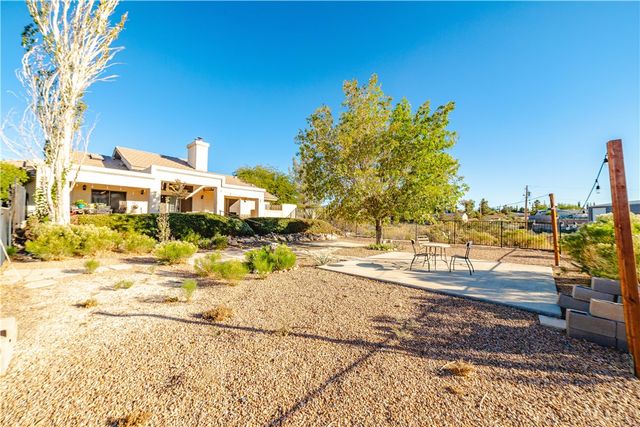 2127 Pawnee Drive, Kingman, AZ 86401