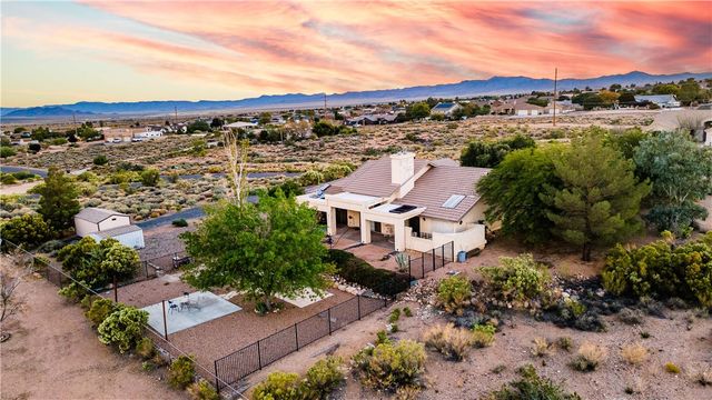 2127 Pawnee Drive, Kingman, AZ 86401