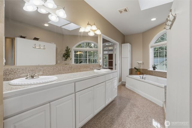 18680 NW Hintzville Road, Seabeck, WA 98380