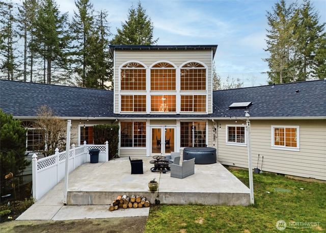 18680 NW Hintzville Road, Seabeck, WA 98380