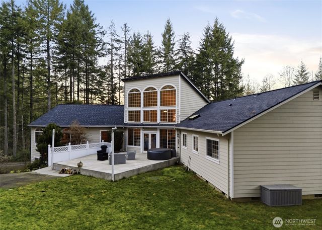 18680 NW Hintzville Road, Seabeck, WA 98380