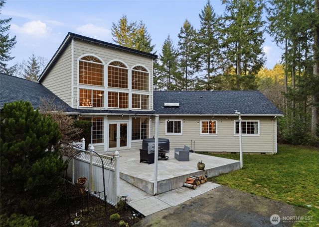 18680 NW Hintzville Road, Seabeck, WA 98380