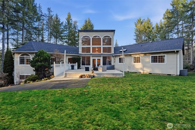 18680 NW Hintzville Road, Seabeck, WA 98380