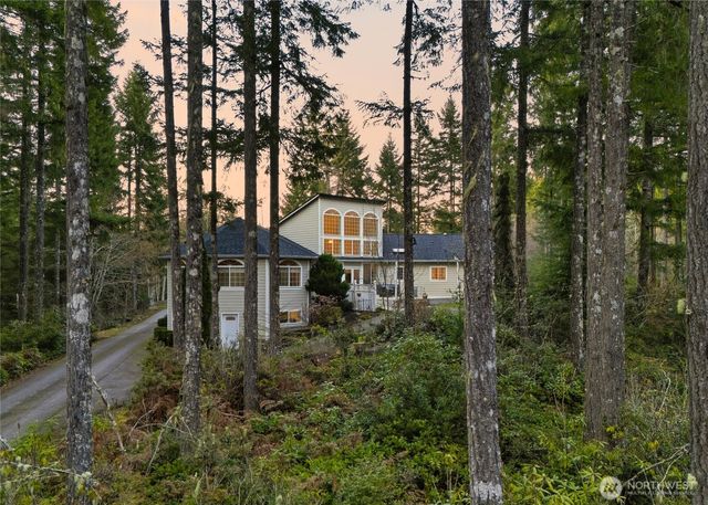 18680 NW Hintzville Road, Seabeck, WA 98380