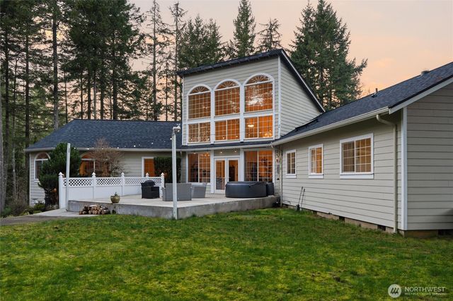18680 NW Hintzville Road, Seabeck, WA 98380