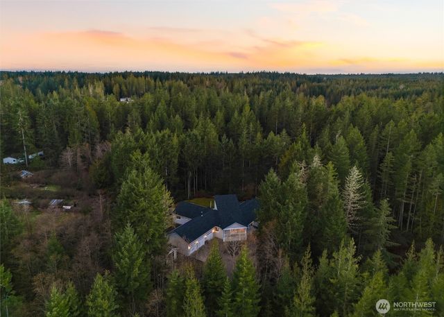 18680 NW Hintzville Road, Seabeck, WA 98380