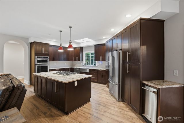 18680 NW Hintzville Road, Seabeck, WA 98380