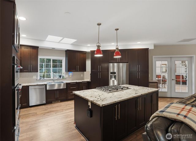 18680 NW Hintzville Road, Seabeck, WA 98380