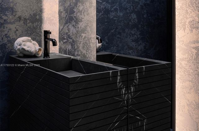 3900 Biscayne Blvd R13, Miami, FL 33137